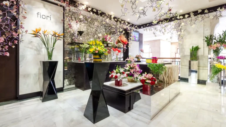 hotel DEVASHISH hyatt regency delhi p325 flower shop.16x9