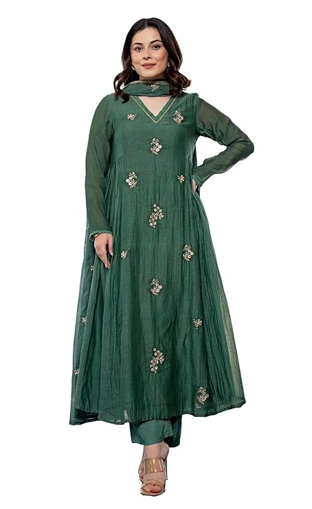 klosia women embroidery solid anarkali kurta and pant set with dupatta klosia women embroidery solid anarkali kurta and pant set with dupatta
