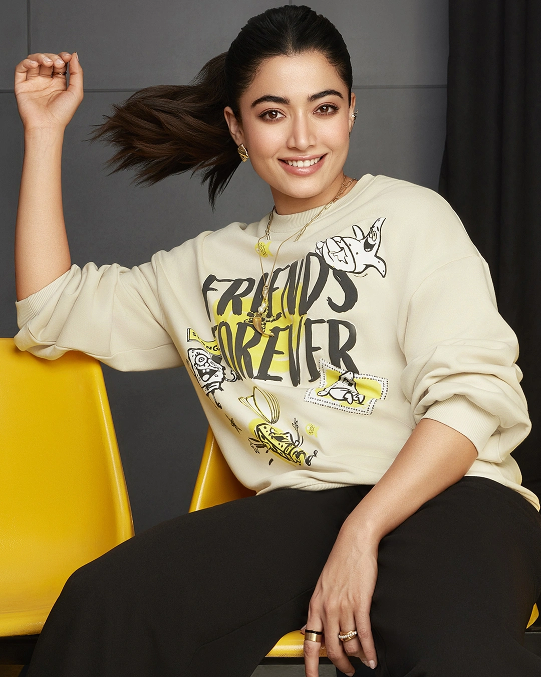 sweatshirt sweatshirt